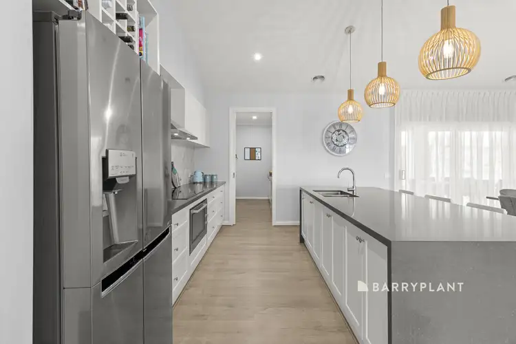 Sixth view of Homely house listing, 6 Clancy Court, Drouin VIC 3818