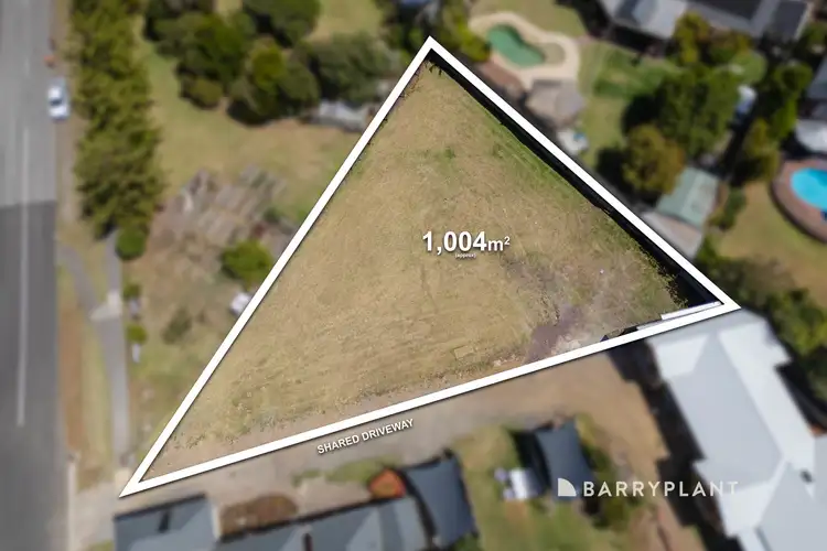 15a Main Street, Narre Warren North VIC 3804