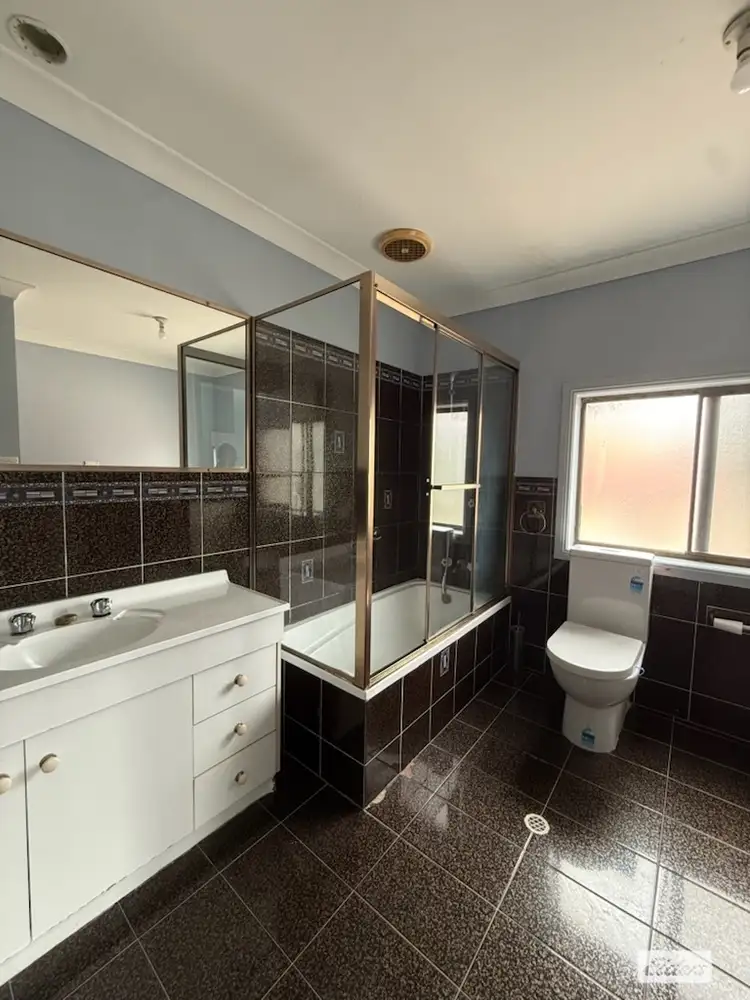 Fifth view of Homely unit listing, 3/27 Bridge Street, Coniston NSW 2500