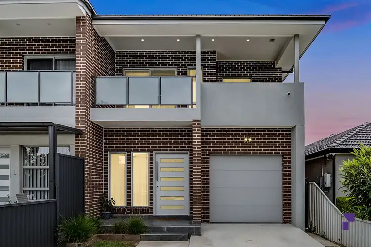 18 Bennett Street