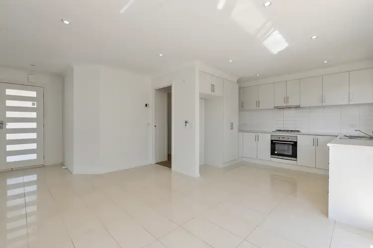 Sixth view of Homely unit listing, 4/29 Canopus Crescent, Lara VIC 3212
