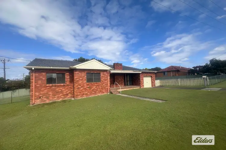 2A Maiden Avenue, Taree NSW 2430