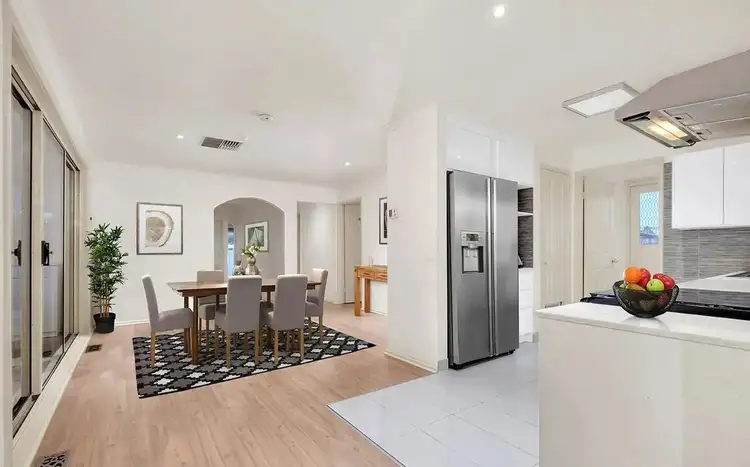Fifth view of Homely house listing, 17 Garnet Court, Hampton Park VIC 3976
