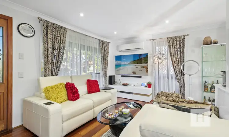Fifth view of Homely house listing, 1 Casurina Close, Lake Haven NSW 2263