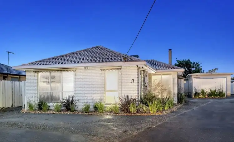 17A Garnet Court