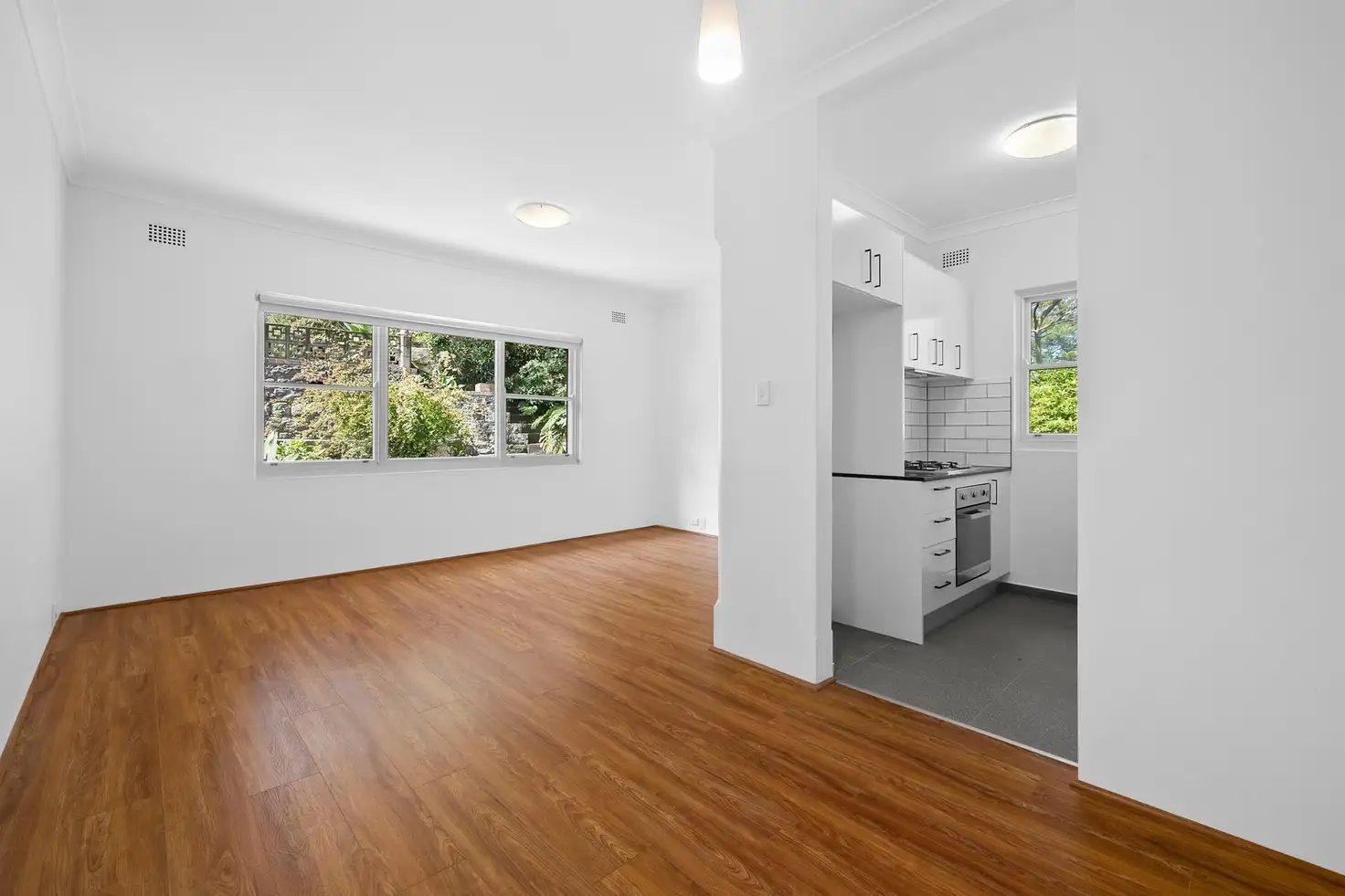 Main view of Homely unit listing, 8/5A Holdsworth Street, Neutral Bay NSW 2089