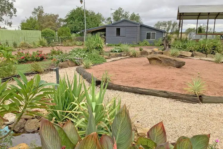 150 Cassowary Street, Longreach QLD 4730