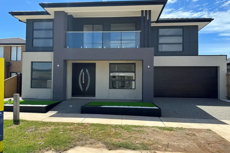 4 Banff Mews