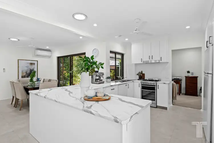 Second view of Homely house listing, 3 Igerne Court, Carindale QLD 4152