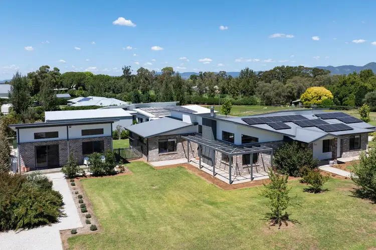9 Butler Circle, Mudgee NSW 2850