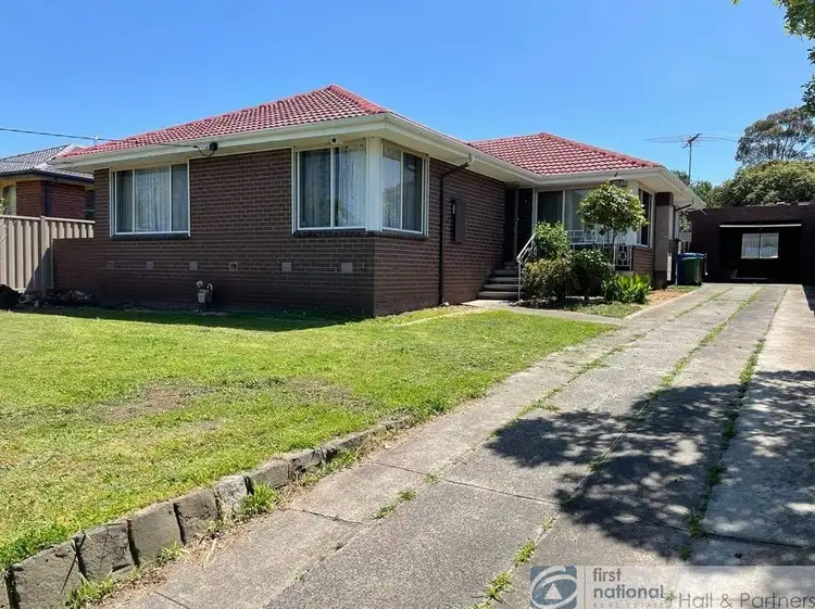 Second view of Homely house listing, 28 Meadow Wood Walk, Narre Warren VIC 3805