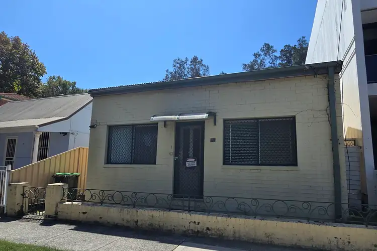 31 Robey Street
