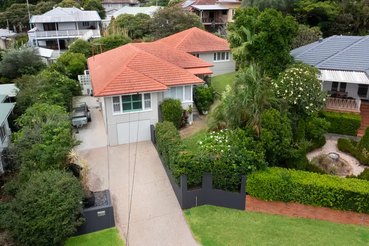 105 Murton Avenue, Holland Park QLD 4121