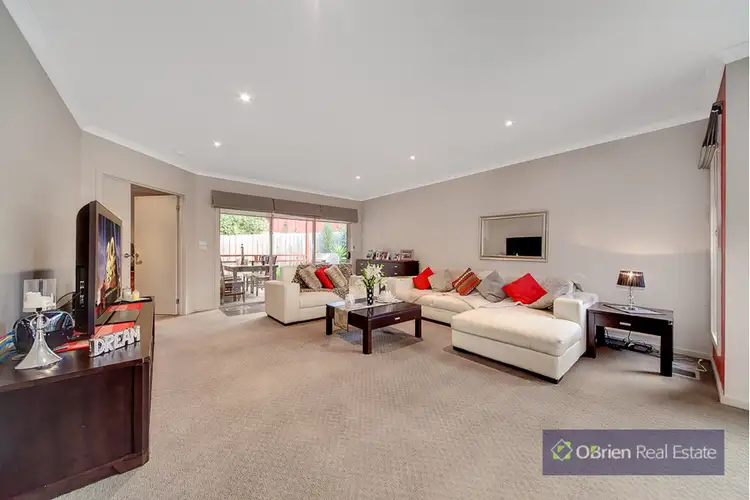 Main view of Homely unit listing, 1A/13 Outlook Drive, Berwick VIC 3806