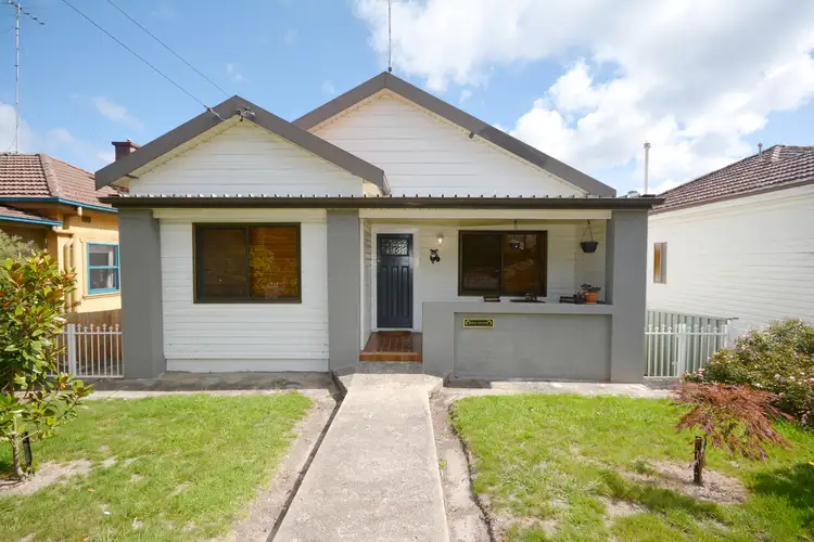 265 Katoomba Street