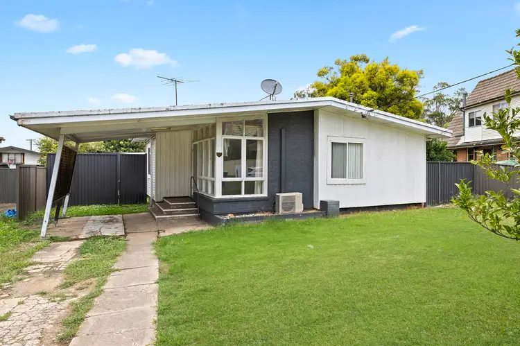 32 Jersey Street, Busby NSW 2168