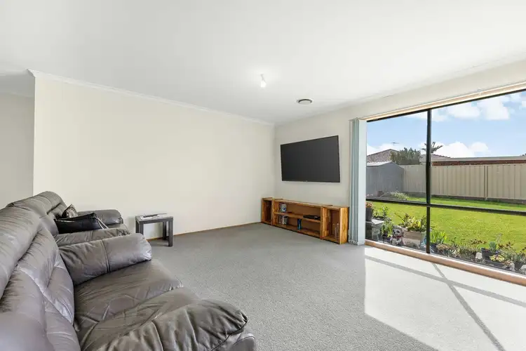 Fifth view of Homely house listing, 14 Sainsbury Avenue, Hillside VIC 3037