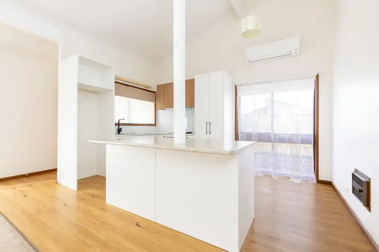 Fourth view of Homely unit listing, 1 Hibiscus Drive, Mildura VIC 3500