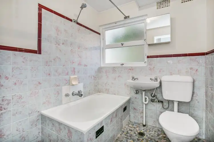 Fourth view of Homely unit listing, 2/18 Rickard Street, Balgowlah NSW 2093