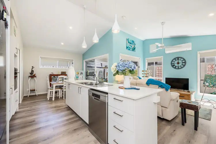 37/2-20 Island View Drive, Urangan QLD 4655