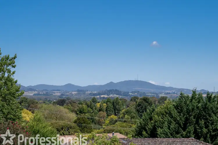 Fourth view of Homely house listing, 2 Taralye Place, Orange NSW 2800