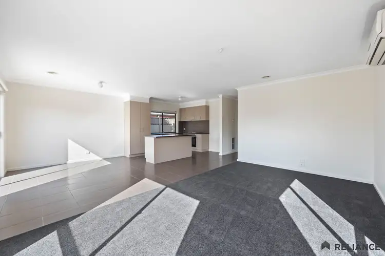 Fifth view of Homely house listing, 8 Mallow Street, Brookfield VIC 3338