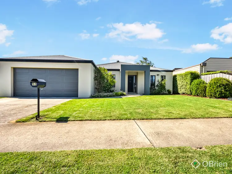 52 Howitt Avenue