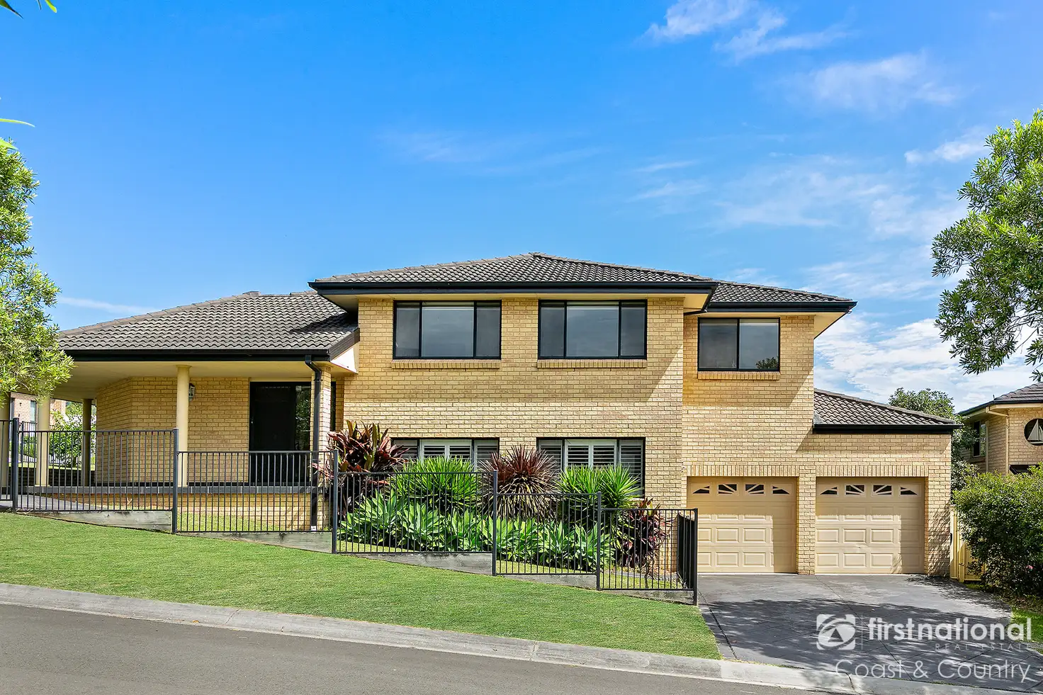 Main view of Homely house listing, 15 Munduran Close, Albion Park NSW 2527