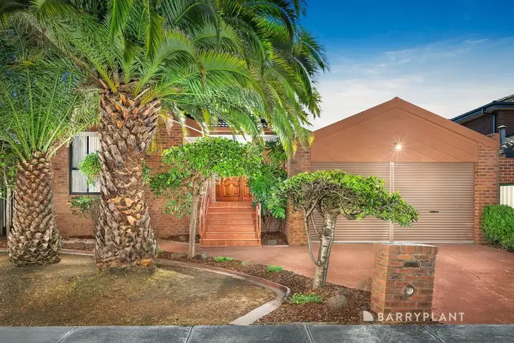 11 Charlotte Road, Mill Park VIC 3082