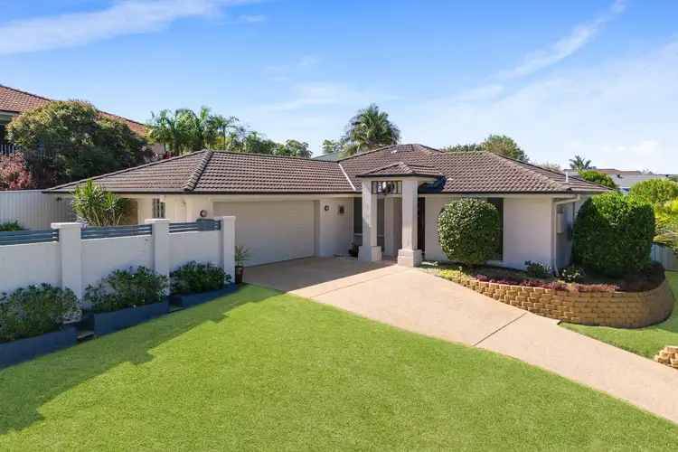 20 Bluewater Place, Sapphire Beach NSW 2450