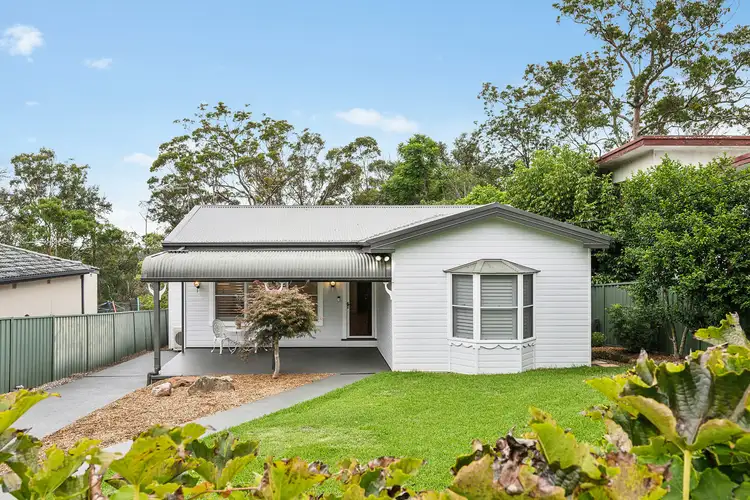 18 Plateau Parade, Blaxland NSW 2774