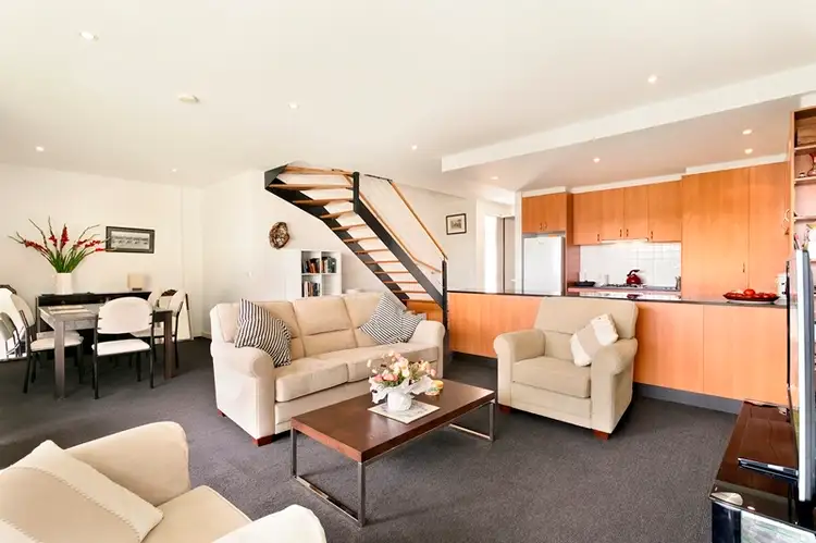 6/50 Palmer Street