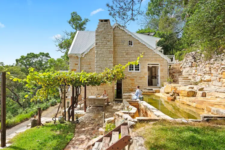 Second view of Homely house listing, 8 Clavering Road, Seaforth NSW 2092