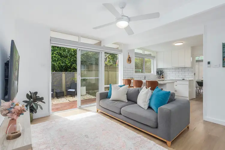 Second view of Homely house listing, 18 Namara Place, Engadine NSW 2233