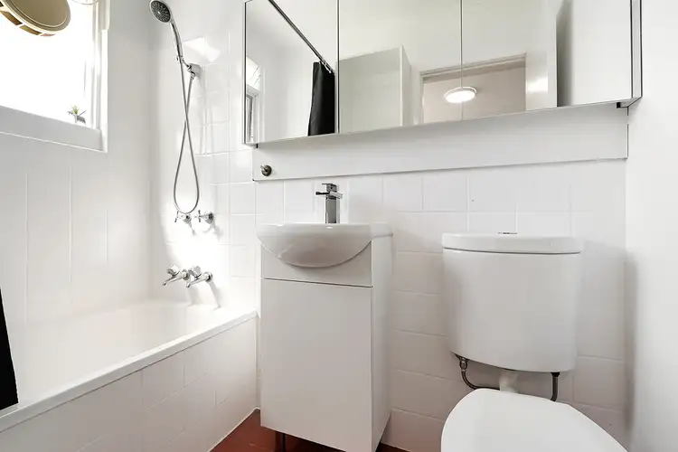 Fourth view of Homely apartment listing, 15/36 Waterloo Crescent, St Kilda VIC 3182