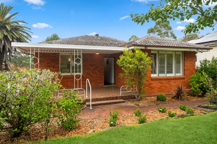 16 Denison Street, Hornsby NSW 2077