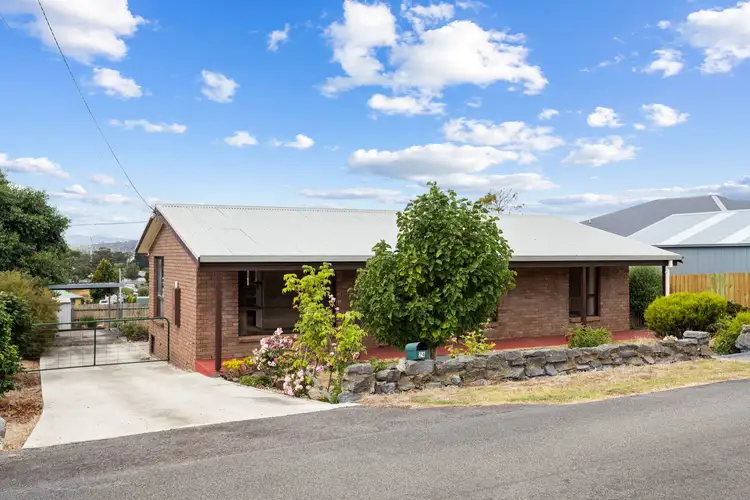24 Margaret Street, Beaconsfield TAS 7270
