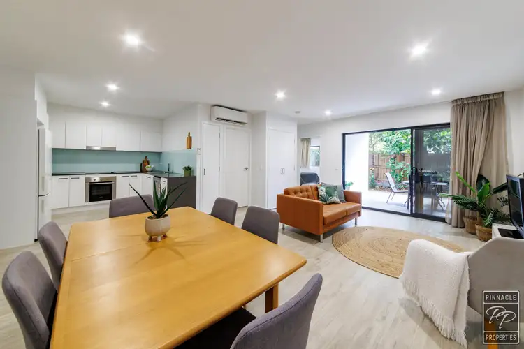 2/27 Lumley Street, Upper Mount Gravatt QLD 4122