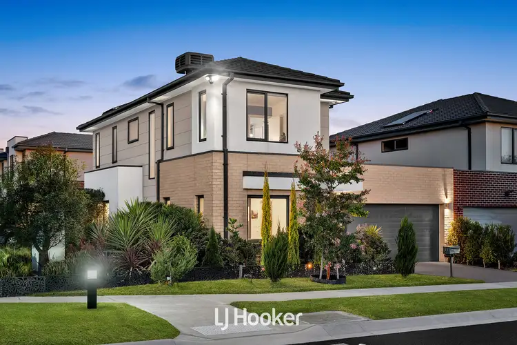 Second view of Homely house listing, 11 Kalamata Avenue, Lynbrook VIC 3975