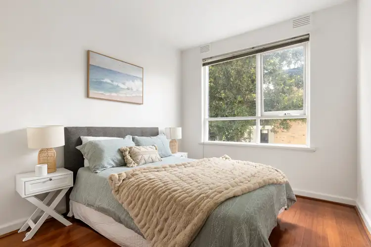 Third view of Homely apartment listing, 6/2 Robe Street, St Kilda VIC 3182