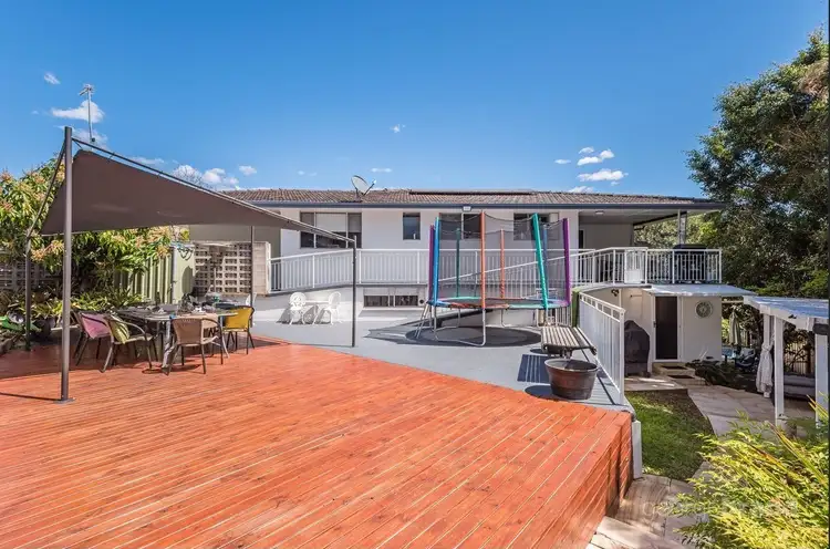 18 Tingira Crescent