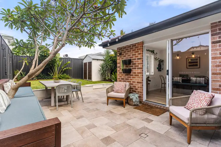 9A Greygum Place