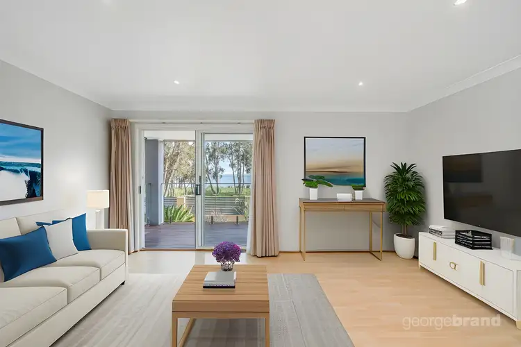 15A Lucinda Avenue