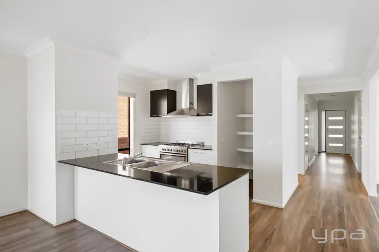 Fifth view of Homely house listing, 9 Wedgebill Circuit, Werribee VIC 3030