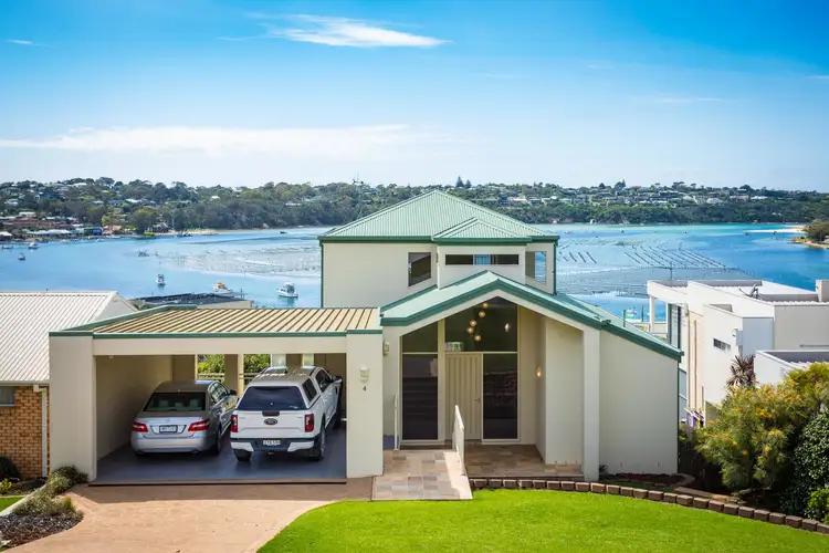 4 Ocean View Avenue, Merimbula NSW 2548