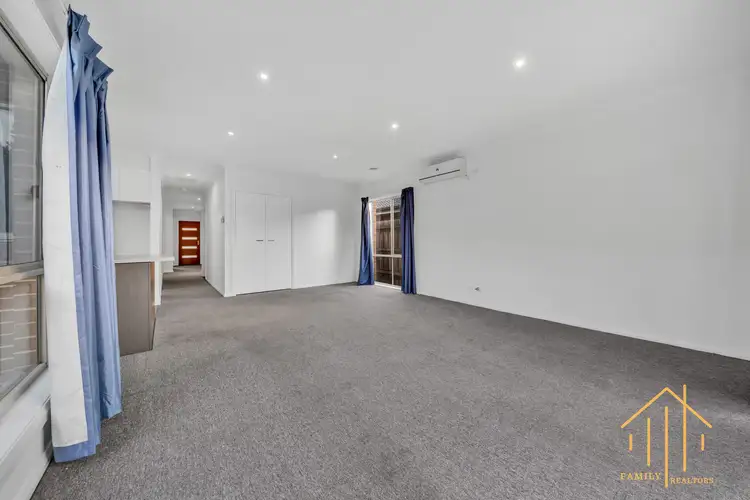 Fourth view of Homely unit listing, 3/16-18 Phelan Drive, Cranbourne North VIC 3977