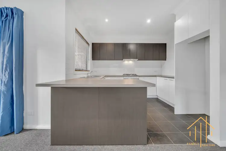 Sixth view of Homely unit listing, 3/16-18 Phelan Drive, Cranbourne North VIC 3977