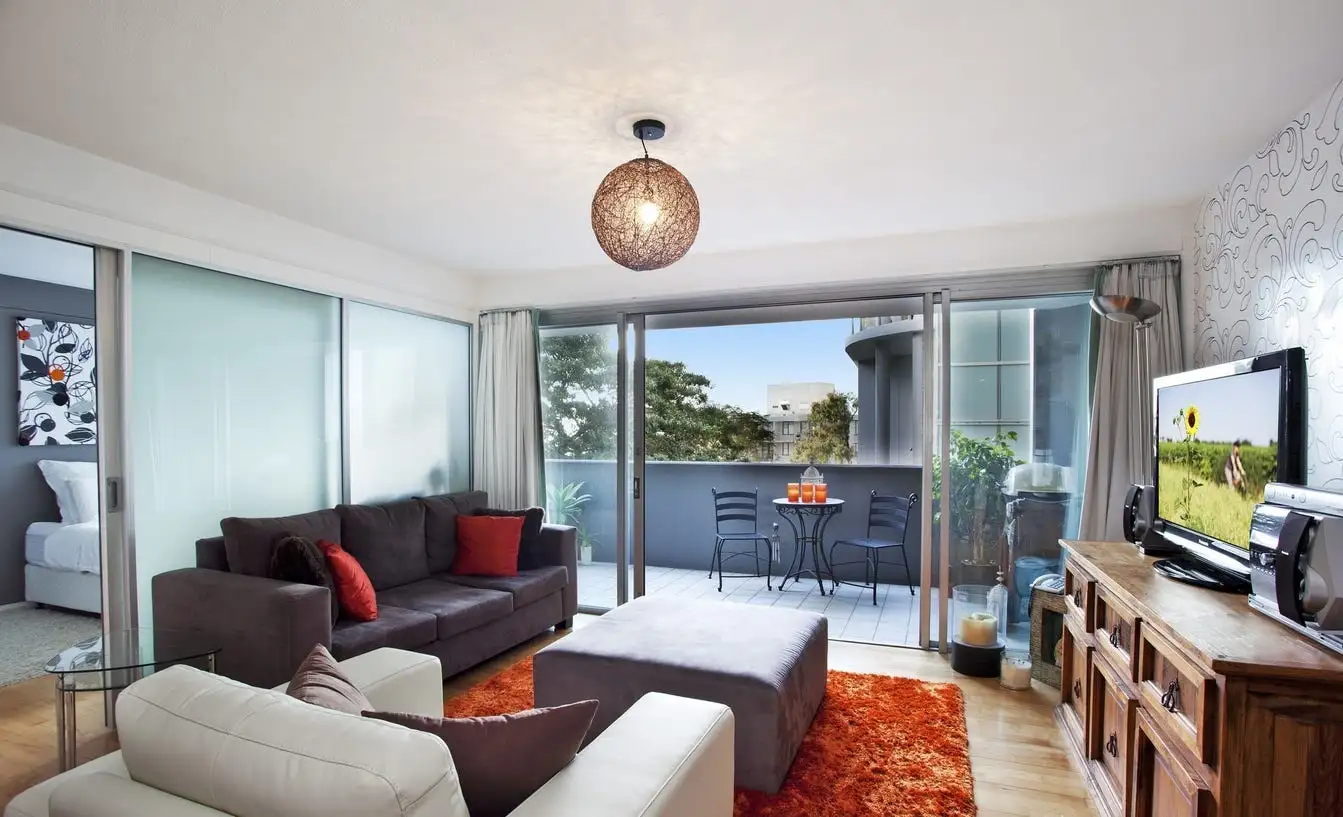 Main view of Homely apartment listing, 22/6 Greenknowe Avenue, Elizabeth Bay NSW 2011