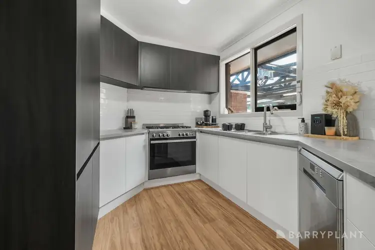 Fifth view of Homely house listing, 5 Jan Maree Court, Pakenham VIC 3810