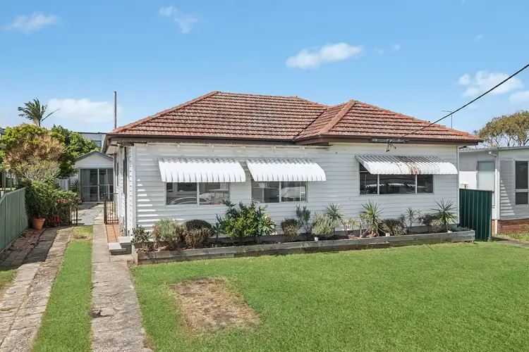 48 Lakeside Parade, The Entrance NSW 2261